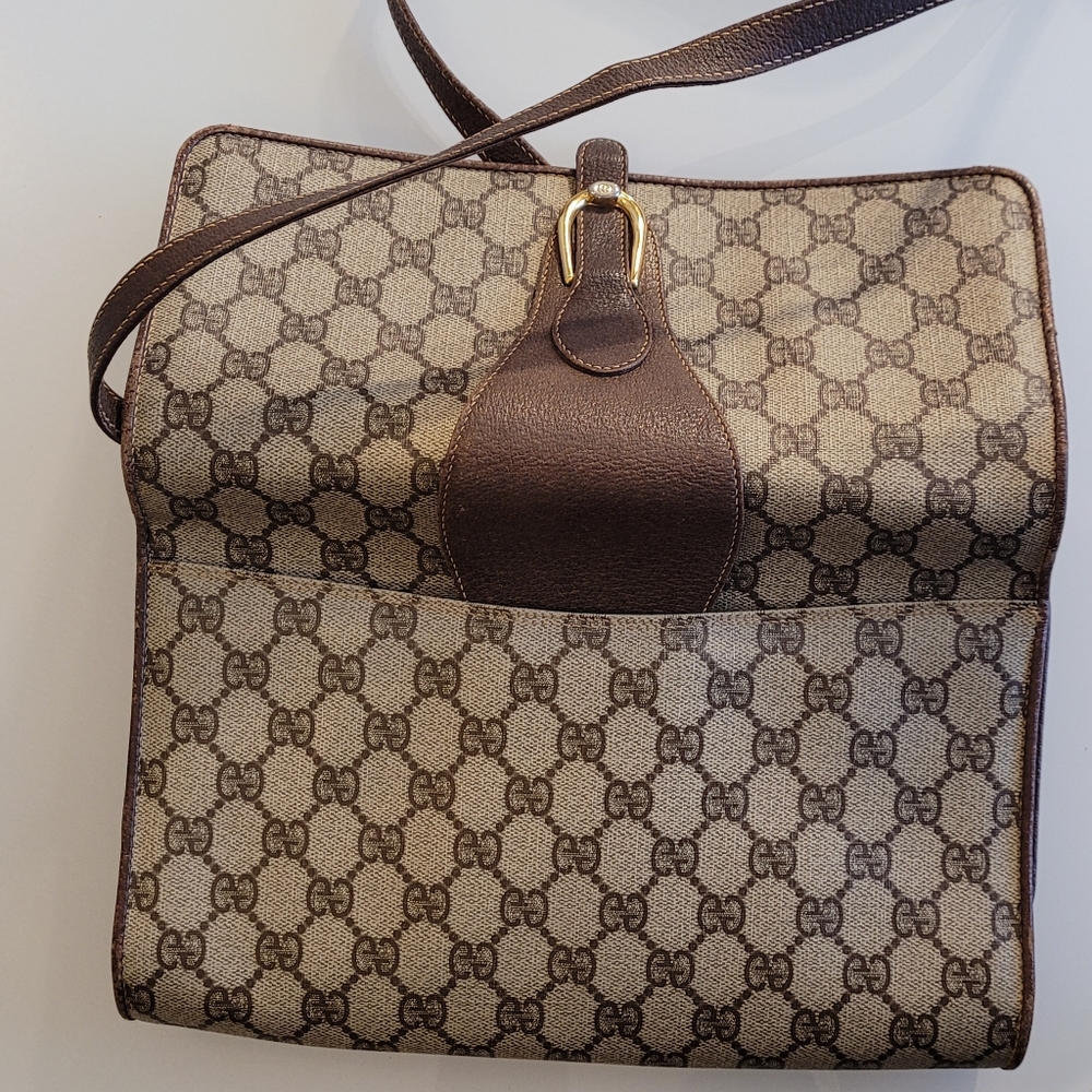 GUCCI Flap Crossbody Clutch GG Monogram Bag Vintage - Picture 4 of 16